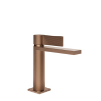 GESSI  INVERSO RIGATO смеситель для раковины с донным клапаном StopGo и соединительными шлангами, цвет: Copper Brushed PVD - Gidratop.ru изображение