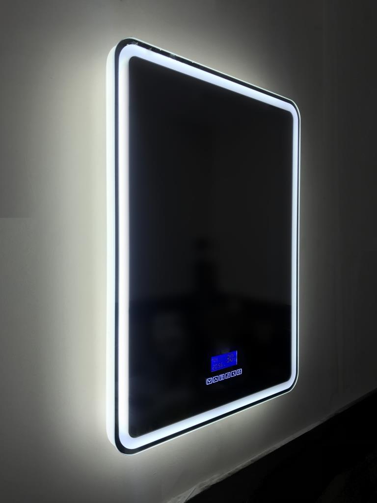 Зеркало с встроенным светильником, сенсорным выключателем, bluetooth, цифровым термометром, радио SPC-MAR-600-800-LED-TCH-RAD, 12W, 220-240V, 600x30x800 - Gidratop.ru изображение